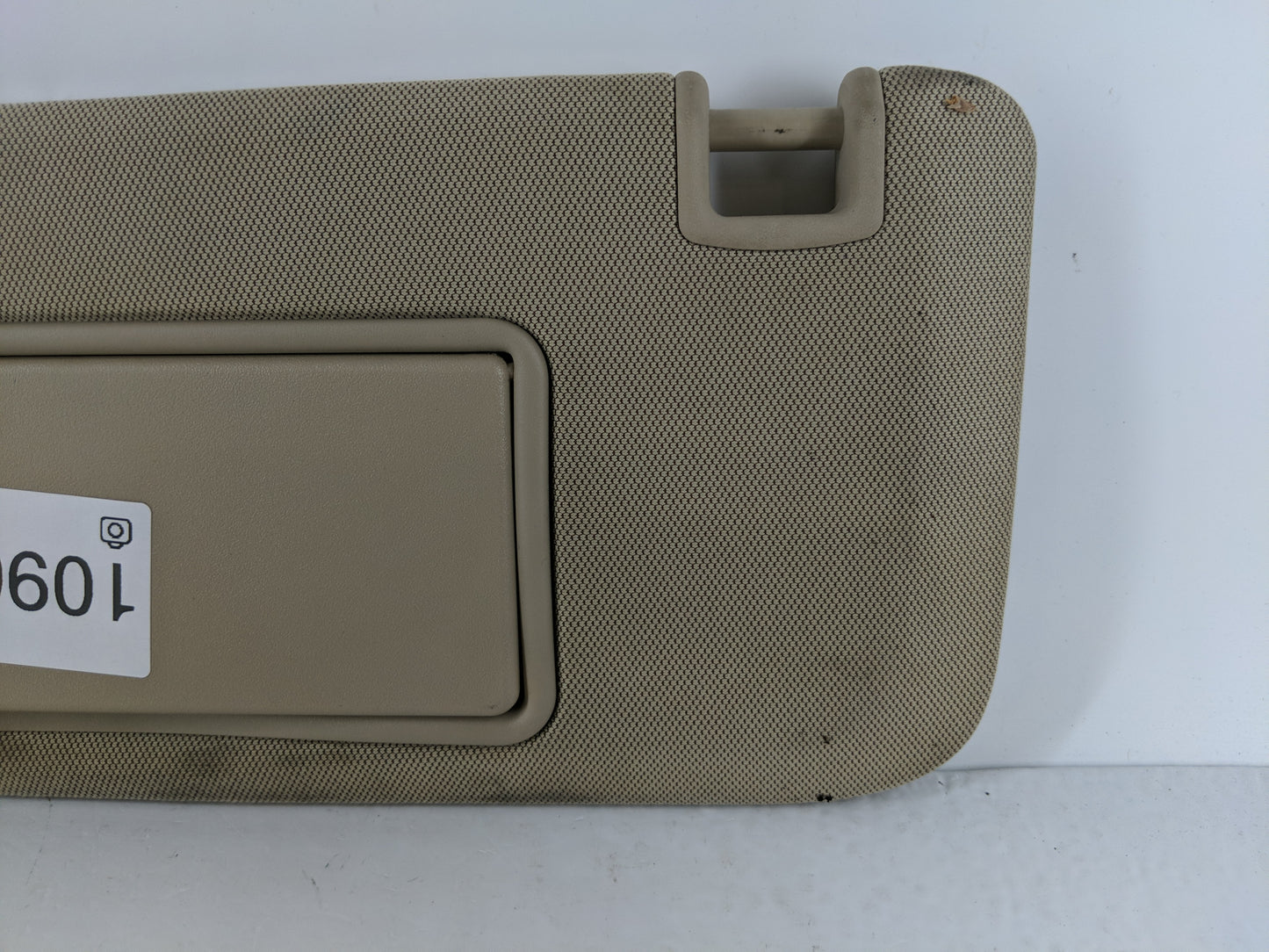 2016-2020 Buick Envision Sun Visor Shade Replacement Driver Left Mirror Fits Fits 2016 2017 2018 2019 2020 OEM Used Auto Par