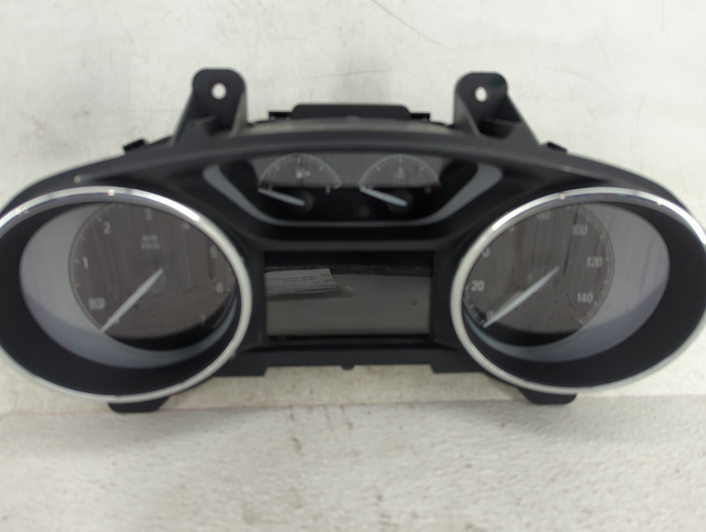 2017-2018 Buick Envision Instrument Cluster Speedometer Gauges P/N:84245968 GM0039102, FA173050HB1K3126 Fits Fits 2017 2018 
