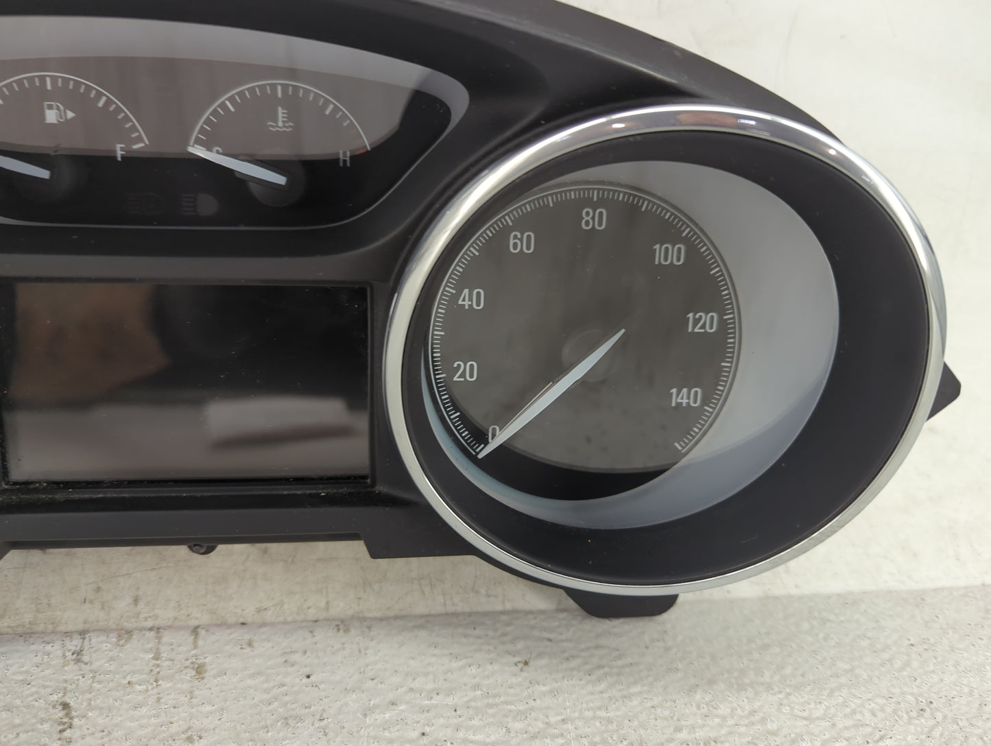 2017-2018 Buick Envision Instrument Cluster Speedometer Gauges P/N:84245968 GM0039102, FA173050HB1K3126 Fits Fits 2017 2018 