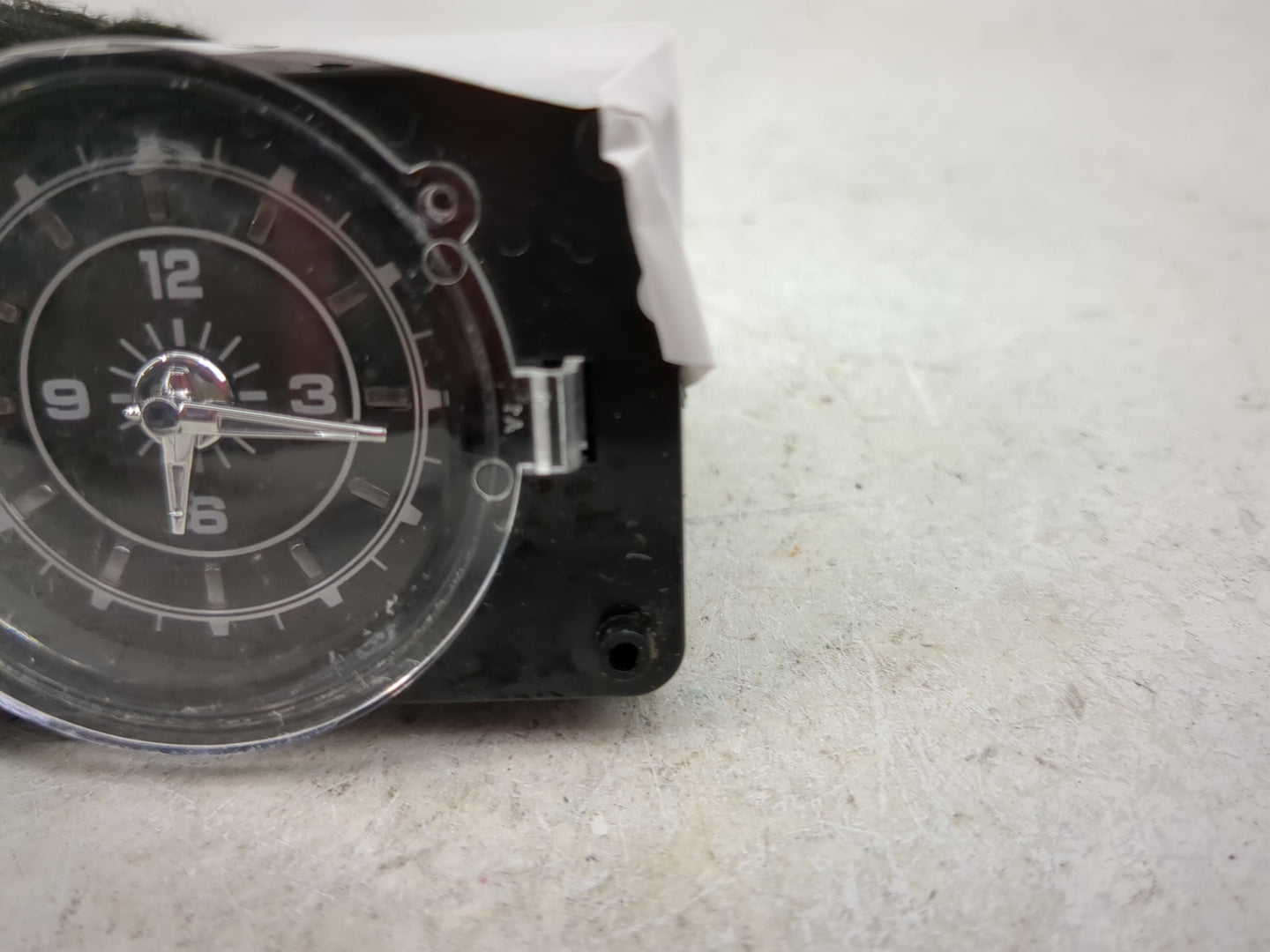 2018 Buick Envision Digitial Dash Clock P/N:84240806 Fits OEM Used Auto Parts - Oemusedautoparts1.com