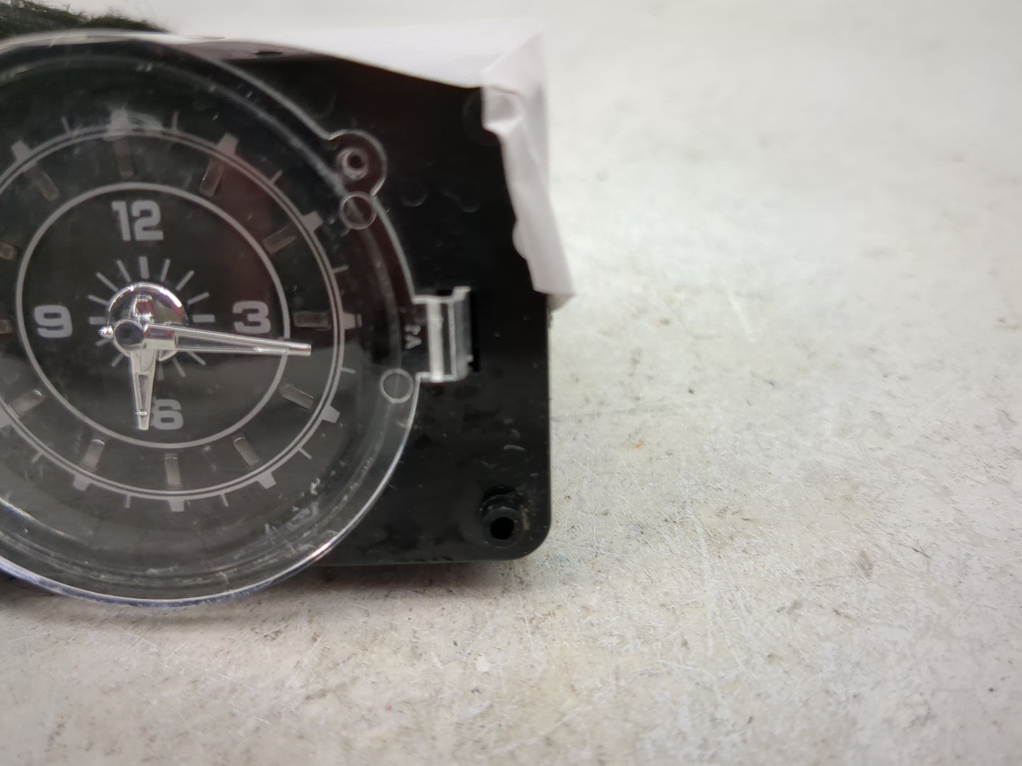 2018 Buick Envision Digitial Dash Clock P/N:84240806 Fits OEM Used Auto Parts - Oemusedautoparts1.com