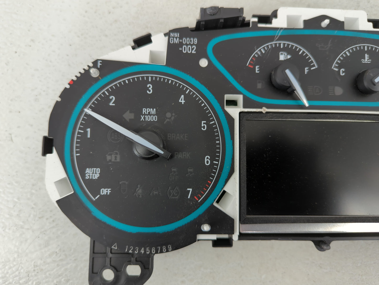 2017-2018 Buick Envision Instrument Cluster Speedometer Gauges P/N:544895311 84245968 Fits Fits 2017 2018 OEM Used Auto Part