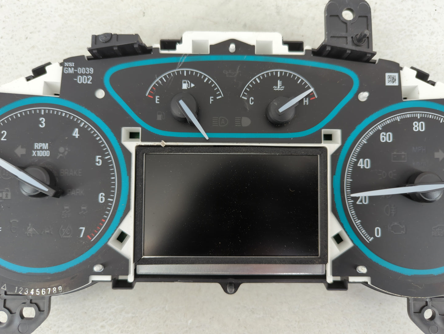 2017-2018 Buick Envision Instrument Cluster Speedometer Gauges P/N:544895311 84245968 Fits Fits 2017 2018 OEM Used Auto Part