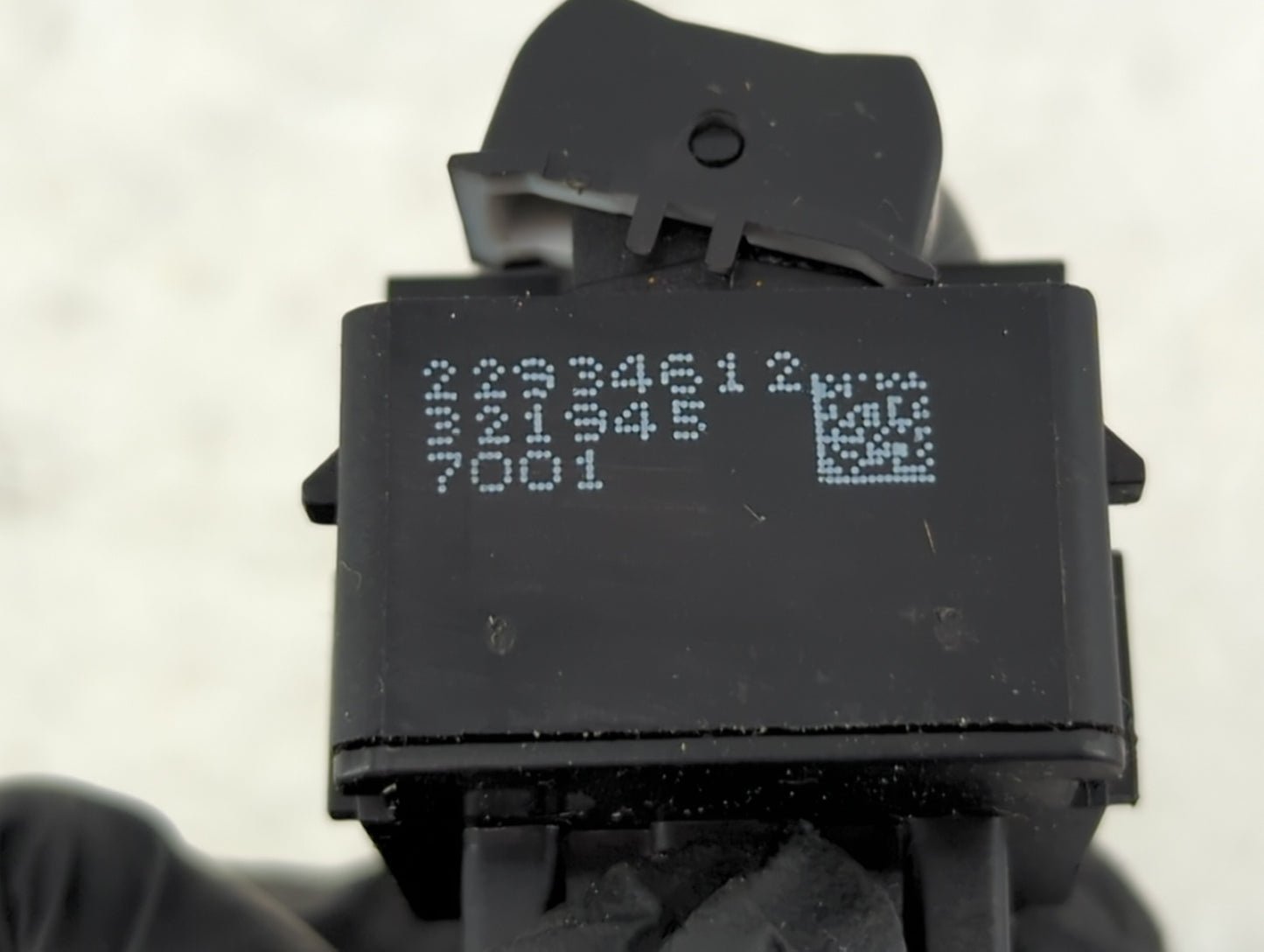 2016-2020 Buick Envision Master Power Window Switch Replacement Driver Side Left P/N:22934612 Fits Fits 2016 2017 2018 2019 