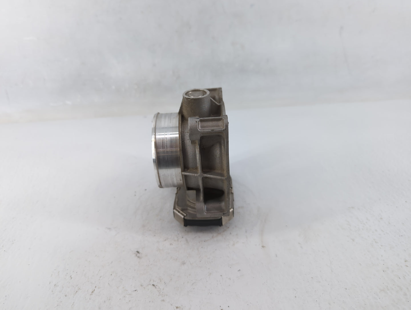 2018 Buick Envision Throttle Body P/N:12627217DA Fits Fits 2012 2013 2014 2015 OEM Used Auto Parts - Oemusedautoparts1.com