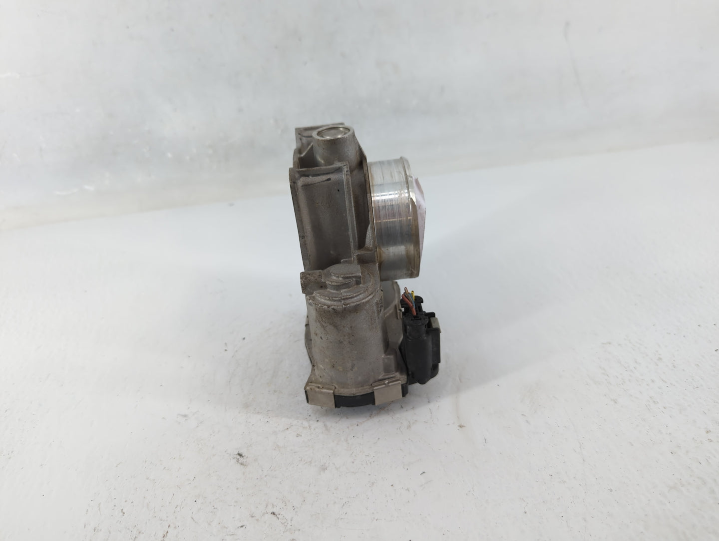 2018 Buick Envision Throttle Body P/N:12627217DA Fits Fits 2012 2013 2014 2015 OEM Used Auto Parts - Oemusedautoparts1.com