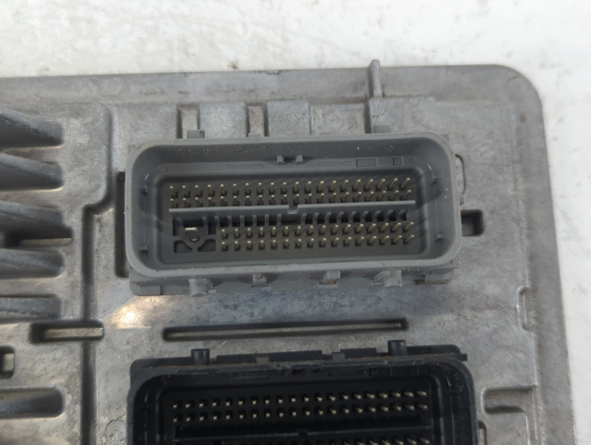 2017-2019 Buick Envision PCM Engine Control Computer ECU ECM PCU OEM P/N:12686384 Fits 2017 2018 2019 2020 OEM Used Auto Par