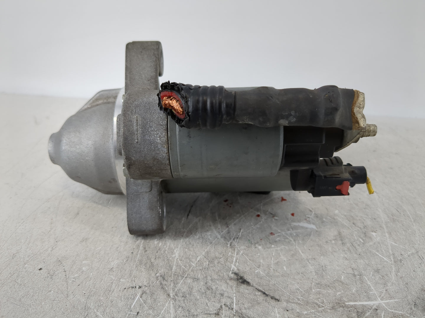 2018-2019 Buick Lacrosse Car Starter Motor Solenoid OEM P/N:438000-1270 12657797 Fits OEM Used Auto Parts - Oemusedautoparts