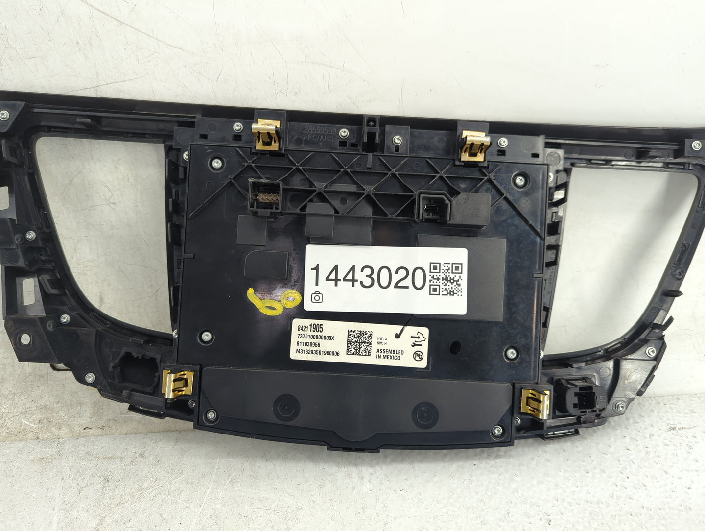 2018 Buick Lacrosse Information Display Screen - Oemusedautoparts1.com