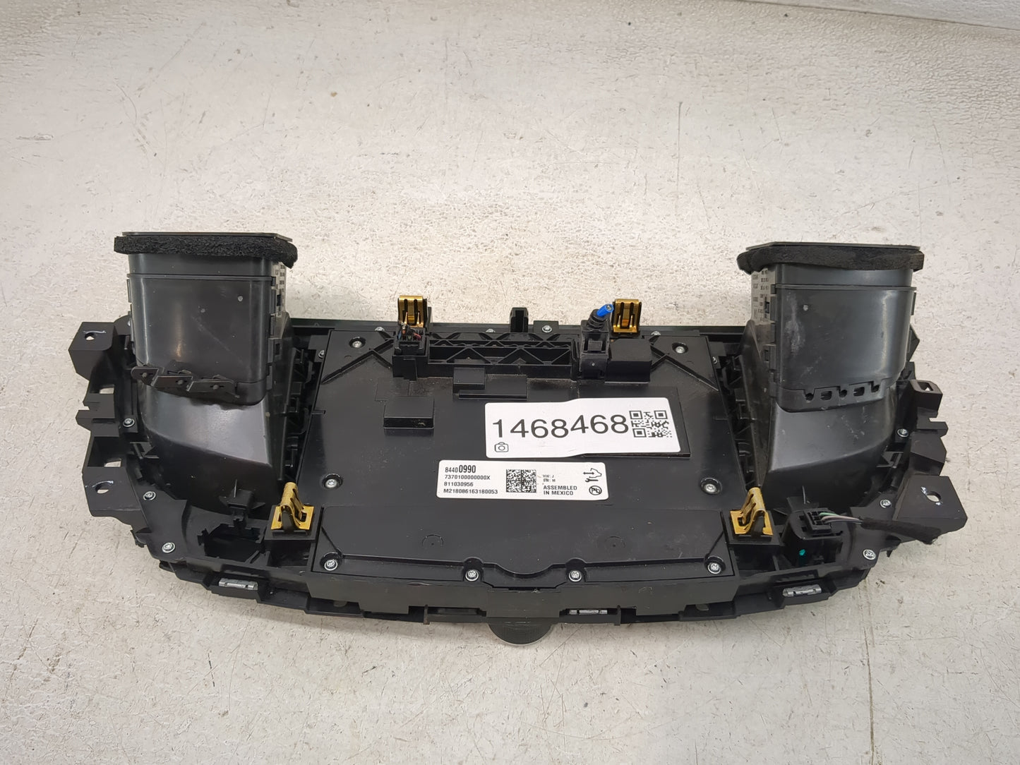 2018 Buick Lacrosse Radio Control Panel - Oemusedautoparts1.com