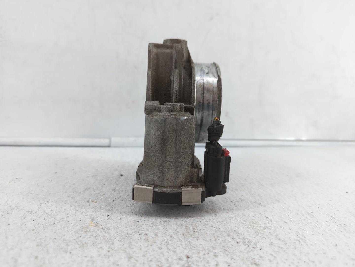 2012-2016 Buick Lacrosse Throttle Body P/N:12670981AA 12632172BA Fits Fits 2012 2013 2014 2015 2016 2017 2018 2019 OEM Used 