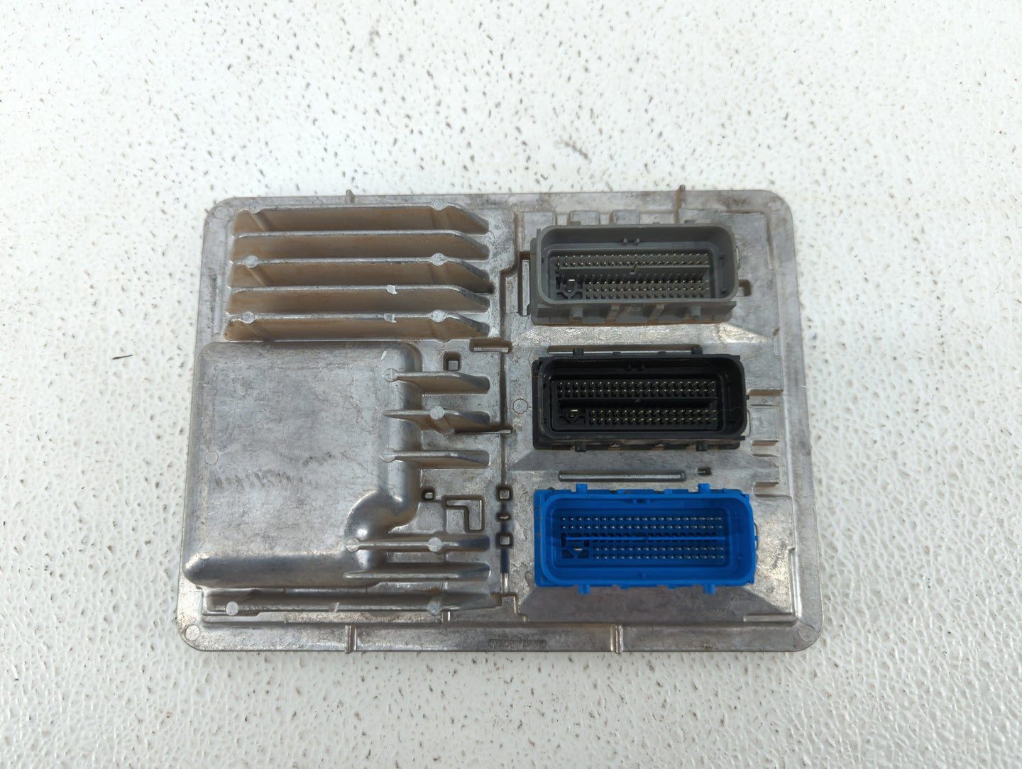 2018-2019 Buick Lacrosse PCM Engine Control Computer ECU ECM PCU OEM P/N:12691197 12677677 Fits Fits 2017 2018 2019 2020 202