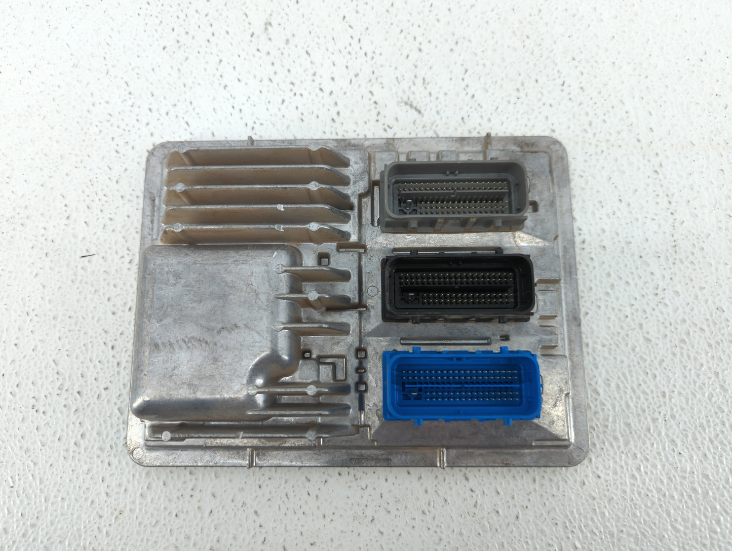 2018-2019 Buick Lacrosse PCM Engine Control Computer ECU ECM PCU OEM P/N:12691197 12677677 Fits Fits 2017 2018 2019 2020 202