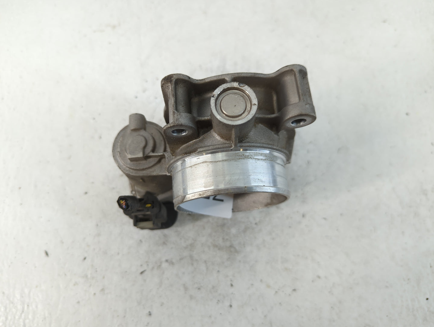 2018-2019 Buick Lacrosse Throttle Body P/N:12627217DA Fits Fits 2016 2017 2018 2019 2020 2021 2022 OEM Used Auto Parts - Oem