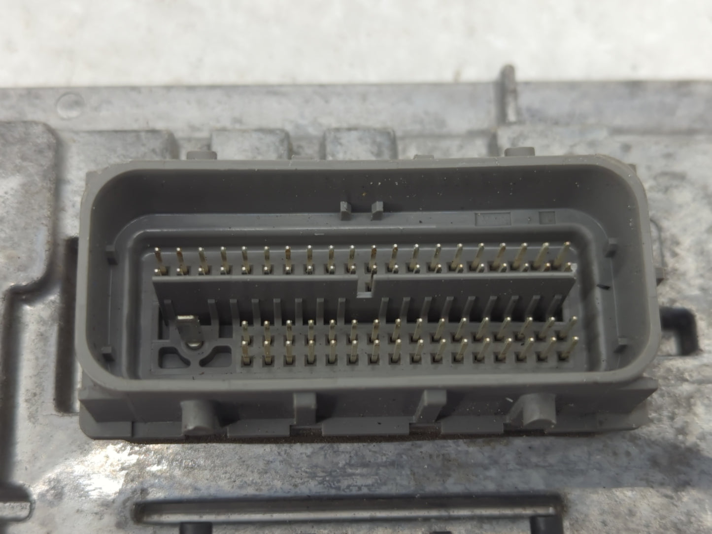 2018 Buick Regal PCM Engine Control Computer ECU ECM PCU OEM P/N:12687235 Fits Fits 2017 2019 2020 2021 2022 OEM Used Auto P