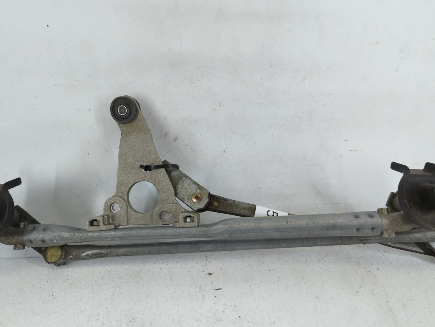 2018 Buick Regal Front Windshield Wiper Motor Fits OEM Used Auto Parts - Oemusedautoparts1.com