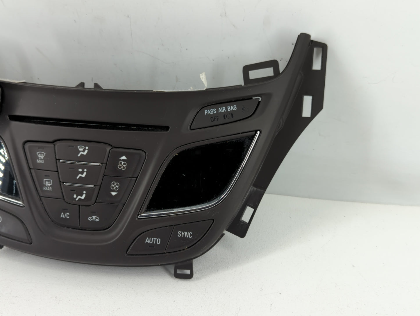 2018 Buick Regal Climate Control Module Temperature AC/Heater Replacement P/N:39113530 544930977 Fits OEM Used Auto Parts - 