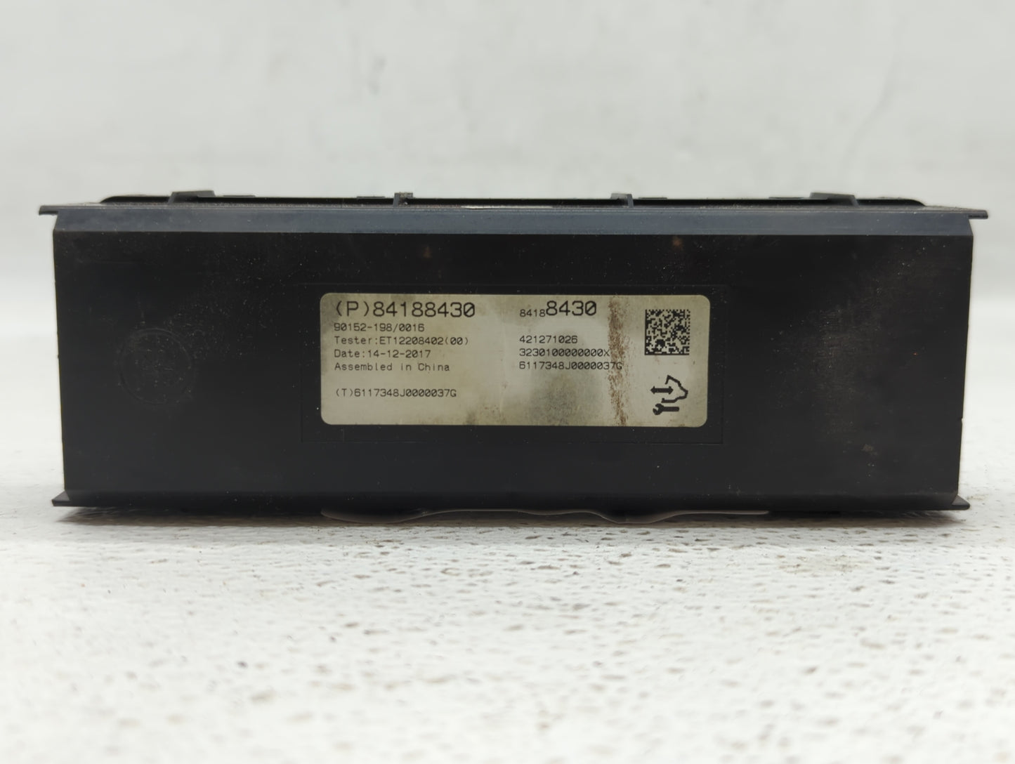 2018 Buick Regal Sportback Radio AM FM Cd Player Receiver Replacement P/N:84188430 Fits OEM Used Auto Parts - Oemusedautopar