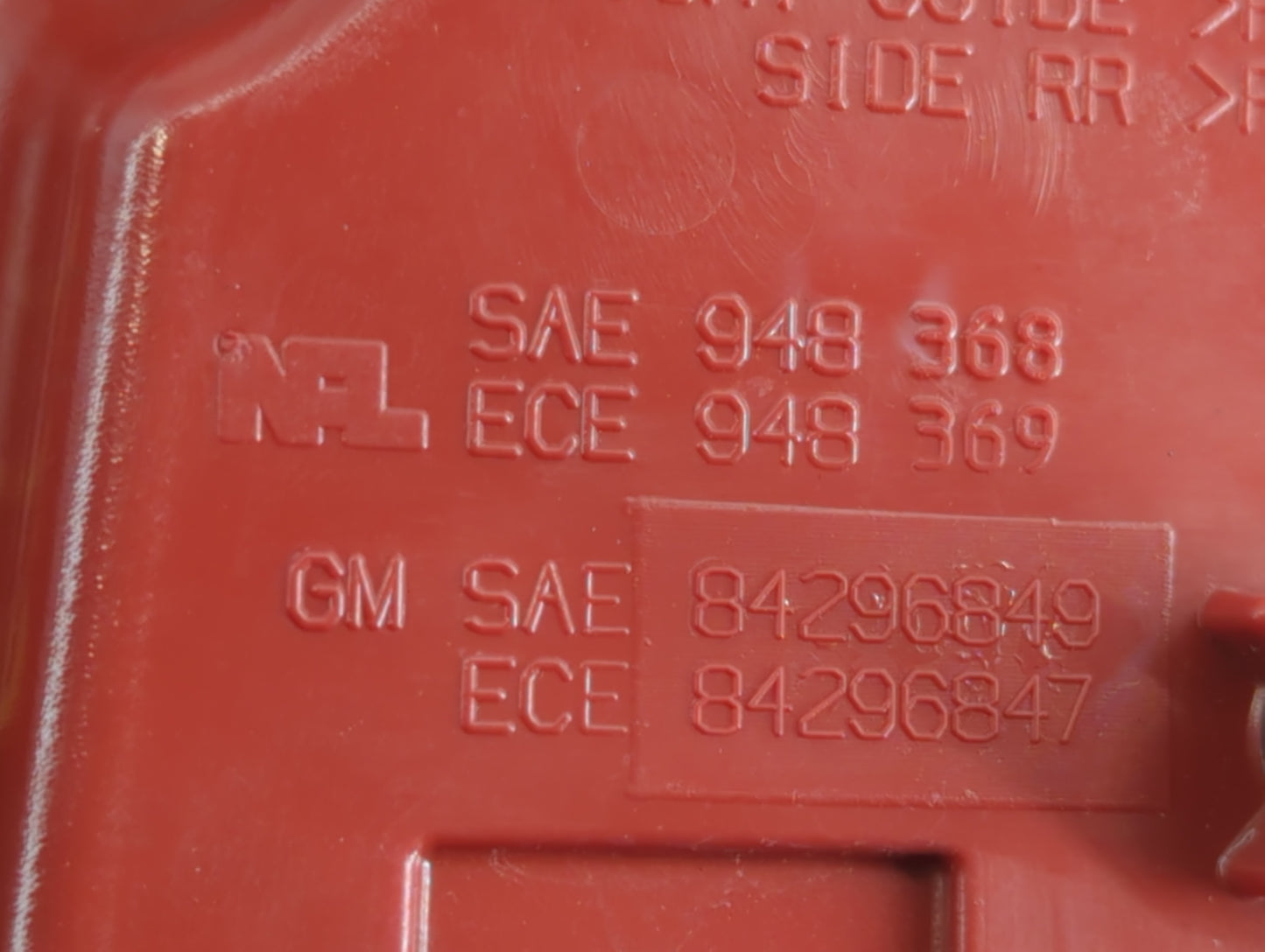 2013-2018 Cadillac Ats Tail Light Assembly Passenger Right OEM Fits Fits 2013 2014 2015 2016 2018 OEM Used Auto Parts - Oemu