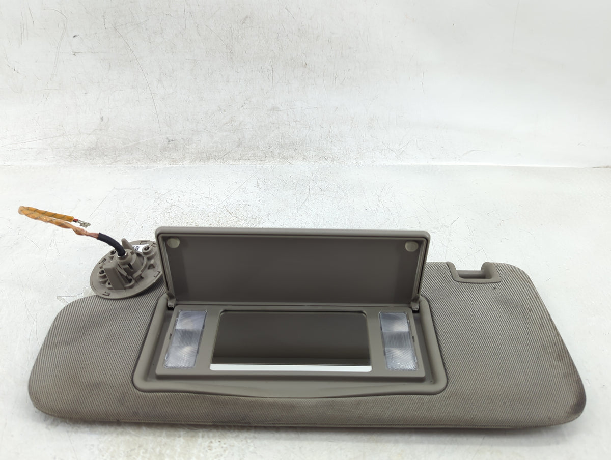 2018 Cadillac Ats Sun Visor Shade Replacement Driver Left Mirror Fits OEM Used Auto Parts - Oemusedautoparts1.com