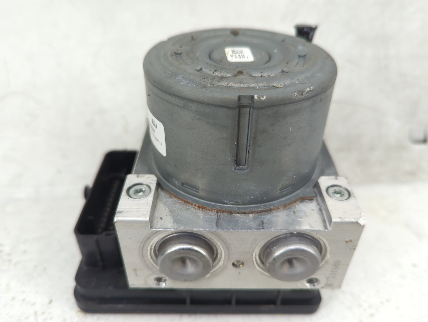 2017-2018 Cadillac Ats ABS Pump Control Module Replacement P/N:84100724 Fits Fits 2017 2018 OEM Used Auto Parts - Oemusedaut