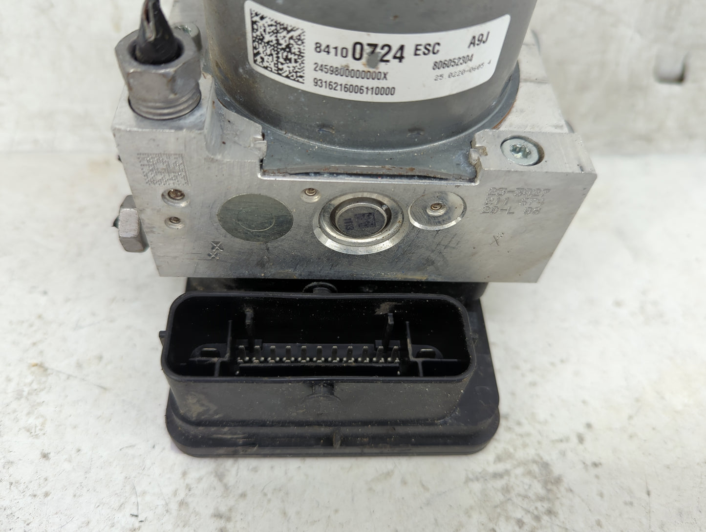 2017-2018 Cadillac Ats ABS Pump Control Module Replacement P/N:84100724 Fits Fits 2017 2018 OEM Used Auto Parts - Oemusedaut