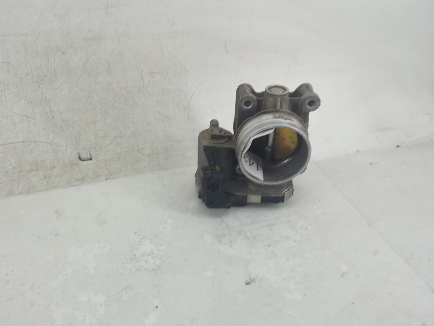 2013-2018 Cadillac Ats Throttle Body P/N:12670837AA Fits Fits 2013 2014 2015 2016 2017 2018 2019 2020 2021 OEM Used Auto Par