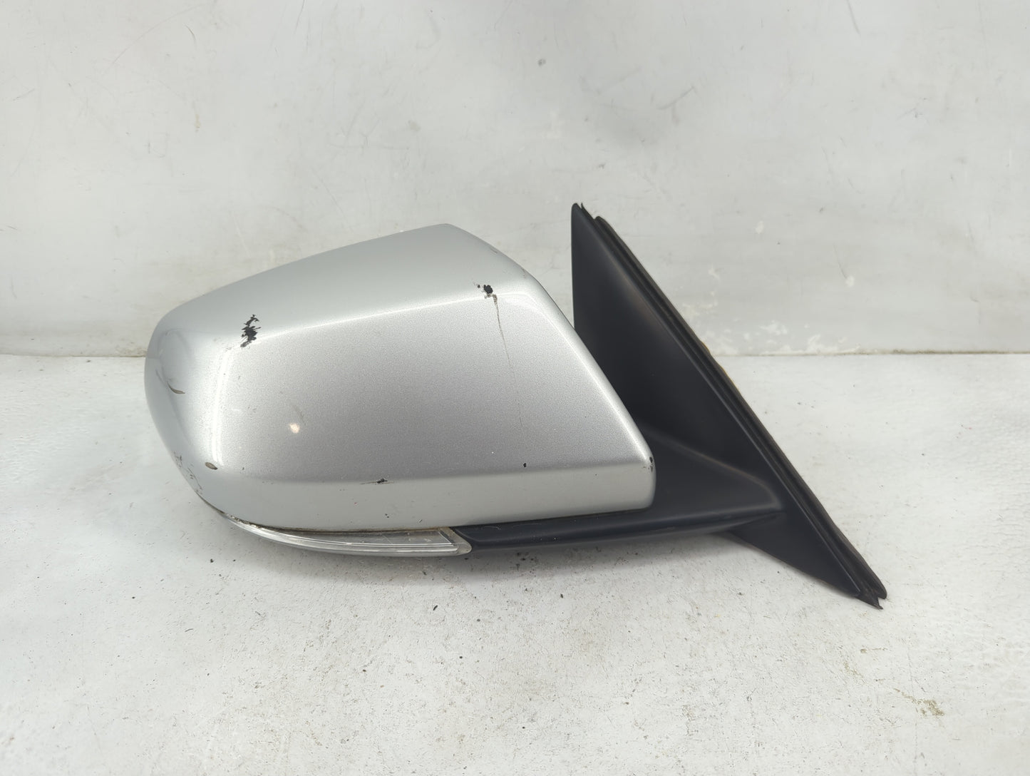 2016-2018 Cadillac Ats Passenger Side View Mirror - Right Door Mirror OEM Used - Oemusedautoparts1.com