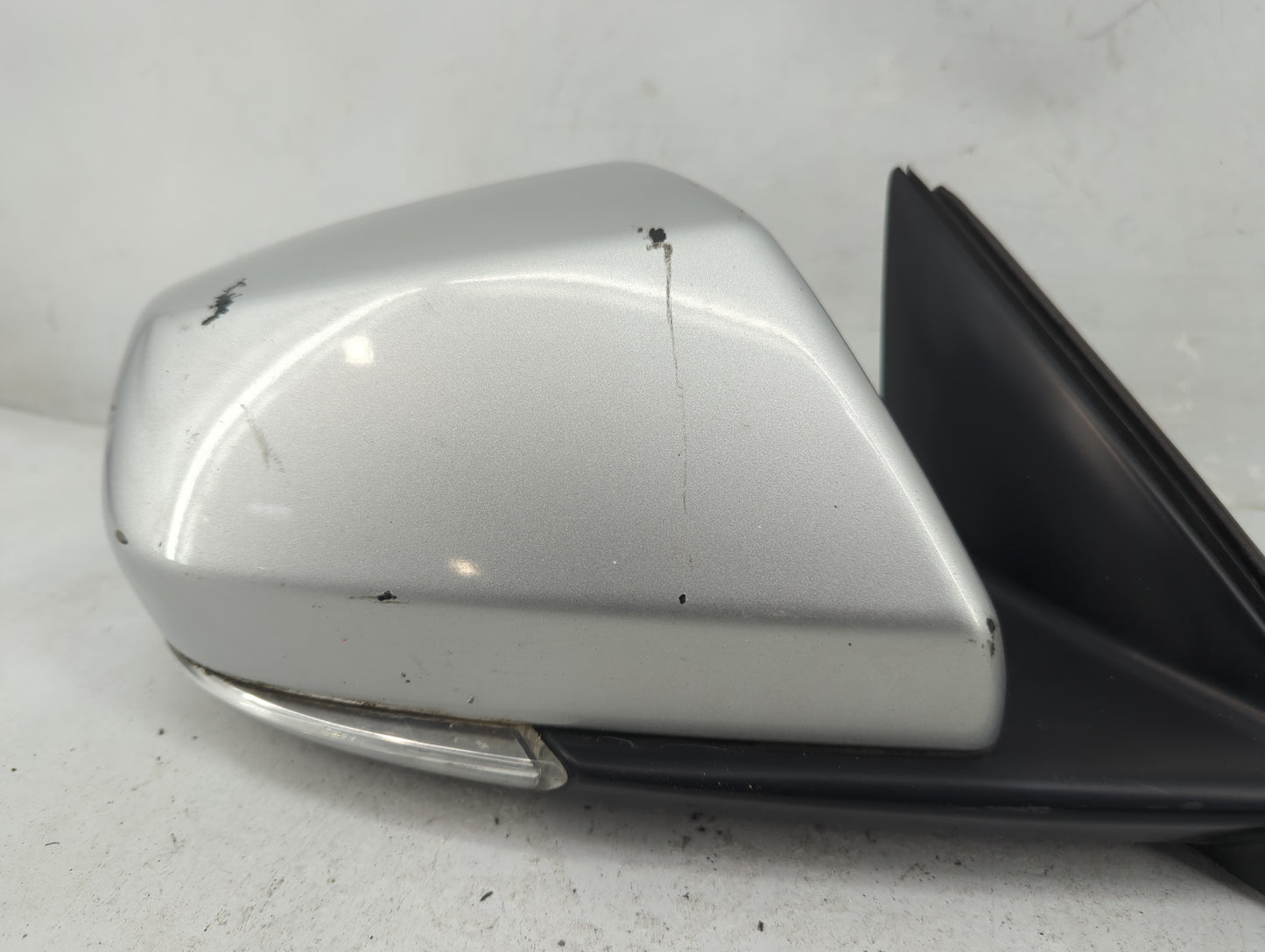 2016-2018 Cadillac Ats Passenger Side View Mirror - Right Door Mirror OEM Used - Oemusedautoparts1.com