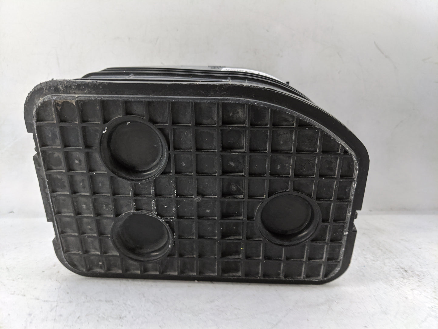 2018 Cadillac Ats Fuel Vapor Charcoal Canister - Oemusedautoparts1.com
