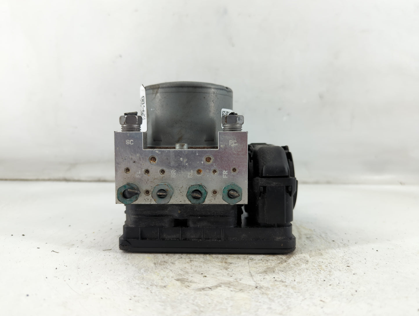 2018 Cadillac Ats ABS Pump Control Module Replacement P/N:806052304 84422424 Fits OEM Used Auto Parts - Oemusedautoparts1.co