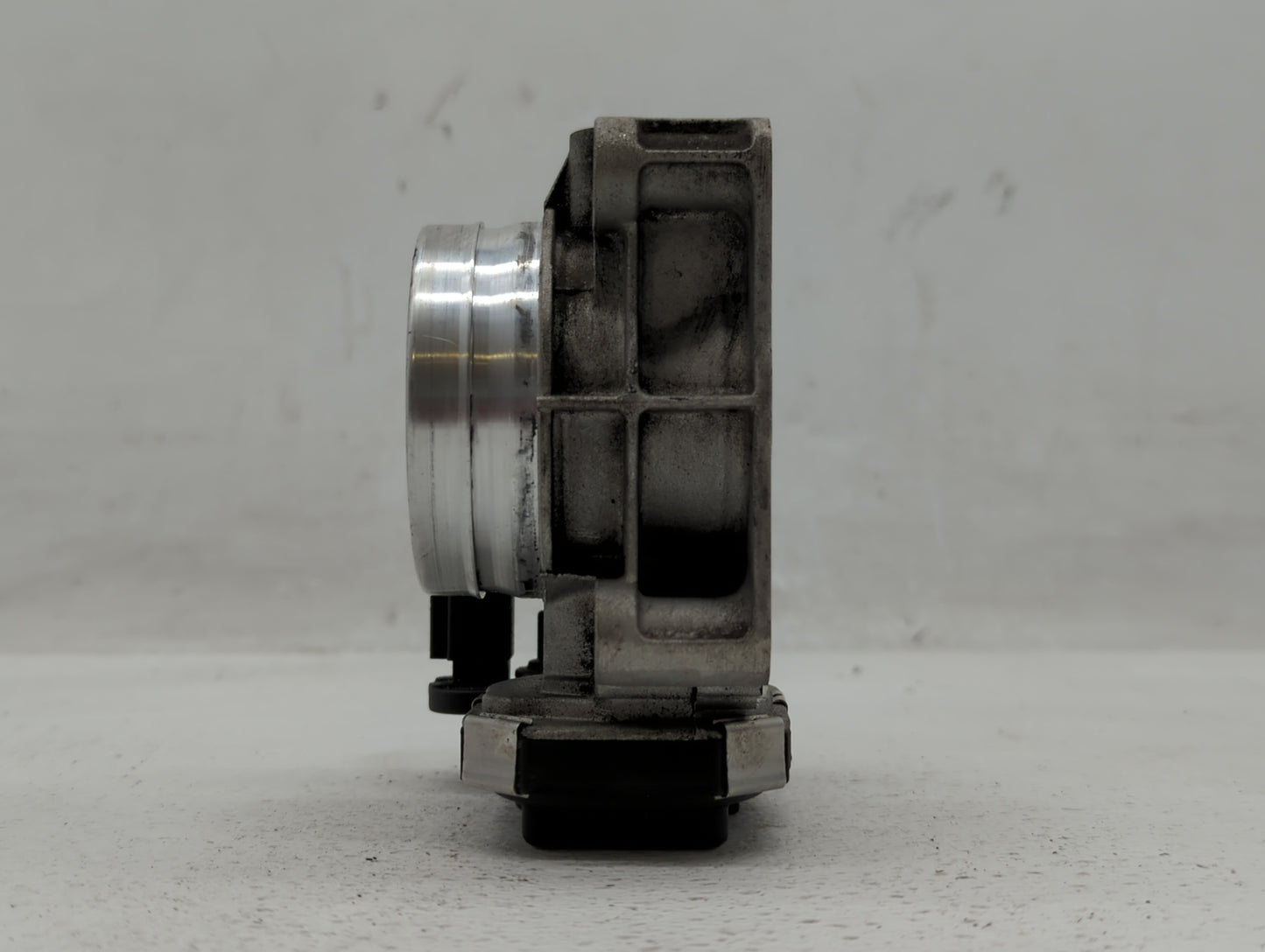 2016-2018 Cadillac Ct6 Throttle Body P/N:12627067DA 12681472AA, 12669071DA Fits Fits 2013 2014 2015 2016 2017 2018 2019 2020