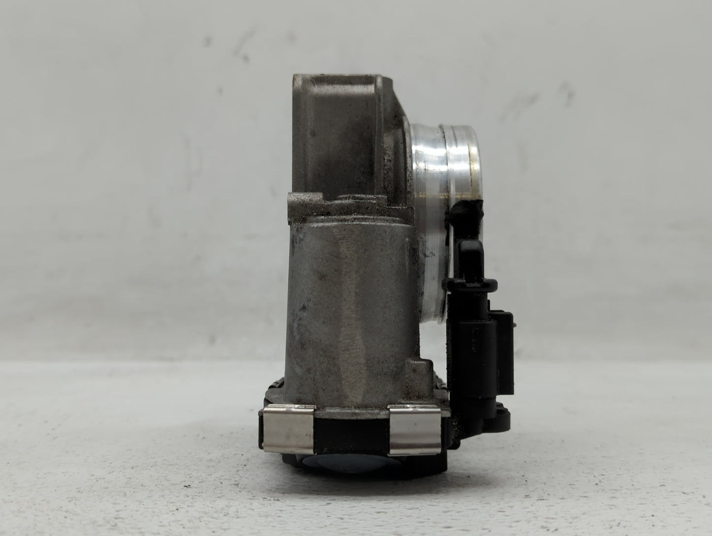 2016-2018 Cadillac Ct6 Throttle Body P/N:12627067DA 12681472AA, 12669071DA Fits Fits 2013 2014 2015 2016 2017 2018 2019 2020