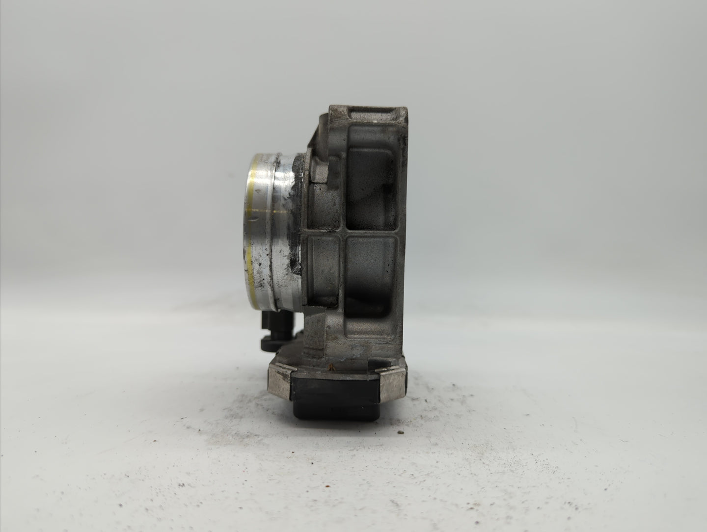2014-2018 Cadillac Cts Throttle Body P/N:12670837AA 12681472AA, 12670937AA Fits Fits 2013 2014 2015 2016 2017 2018 2019 OEM 