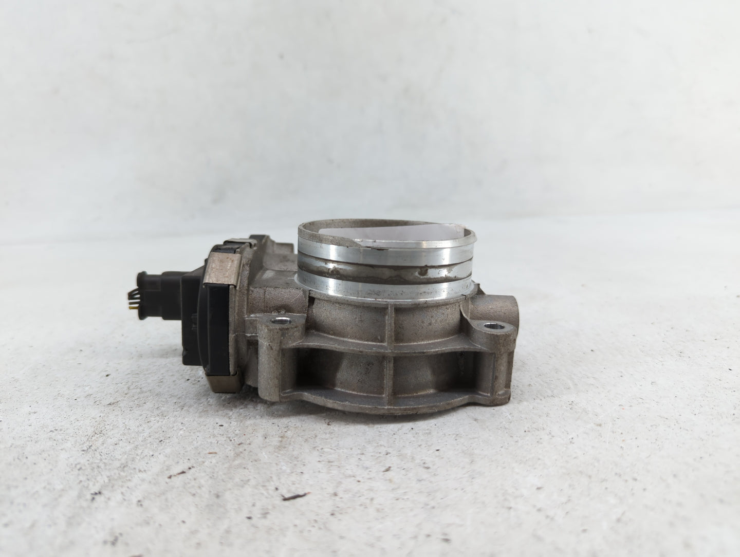 2016-2018 Cadillac Cts Throttle Body P/N:12671014 12648414, 1267 1014 Fits Fits 2016 2017 2018 2019 OEM Used Auto Parts - Oe