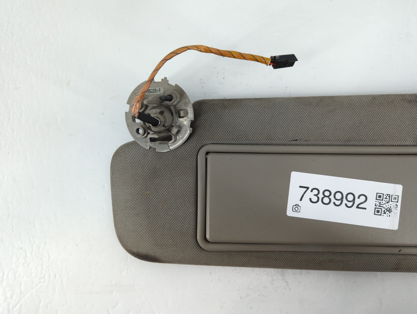 2014-2019 Cadillac Cts Sun Visor Shade Replacement Driver Left Mirror Fits Fits 2014 2015 2016 2017 2018 2019 OEM Used Auto 