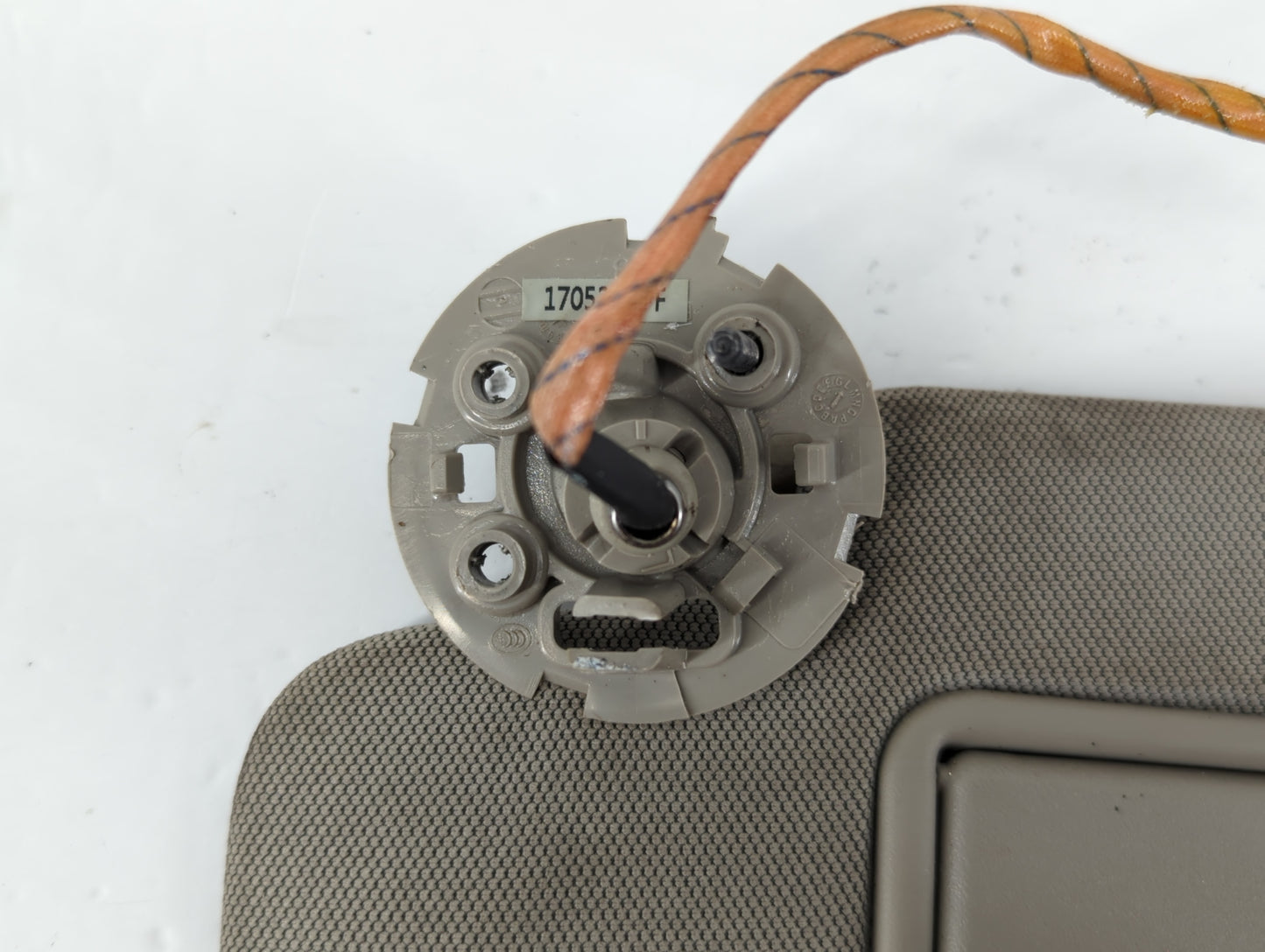 2014-2019 Cadillac Cts Sun Visor Shade Replacement Driver Left Mirror Fits Fits 2014 2015 2016 2017 2018 2019 OEM Used Auto 