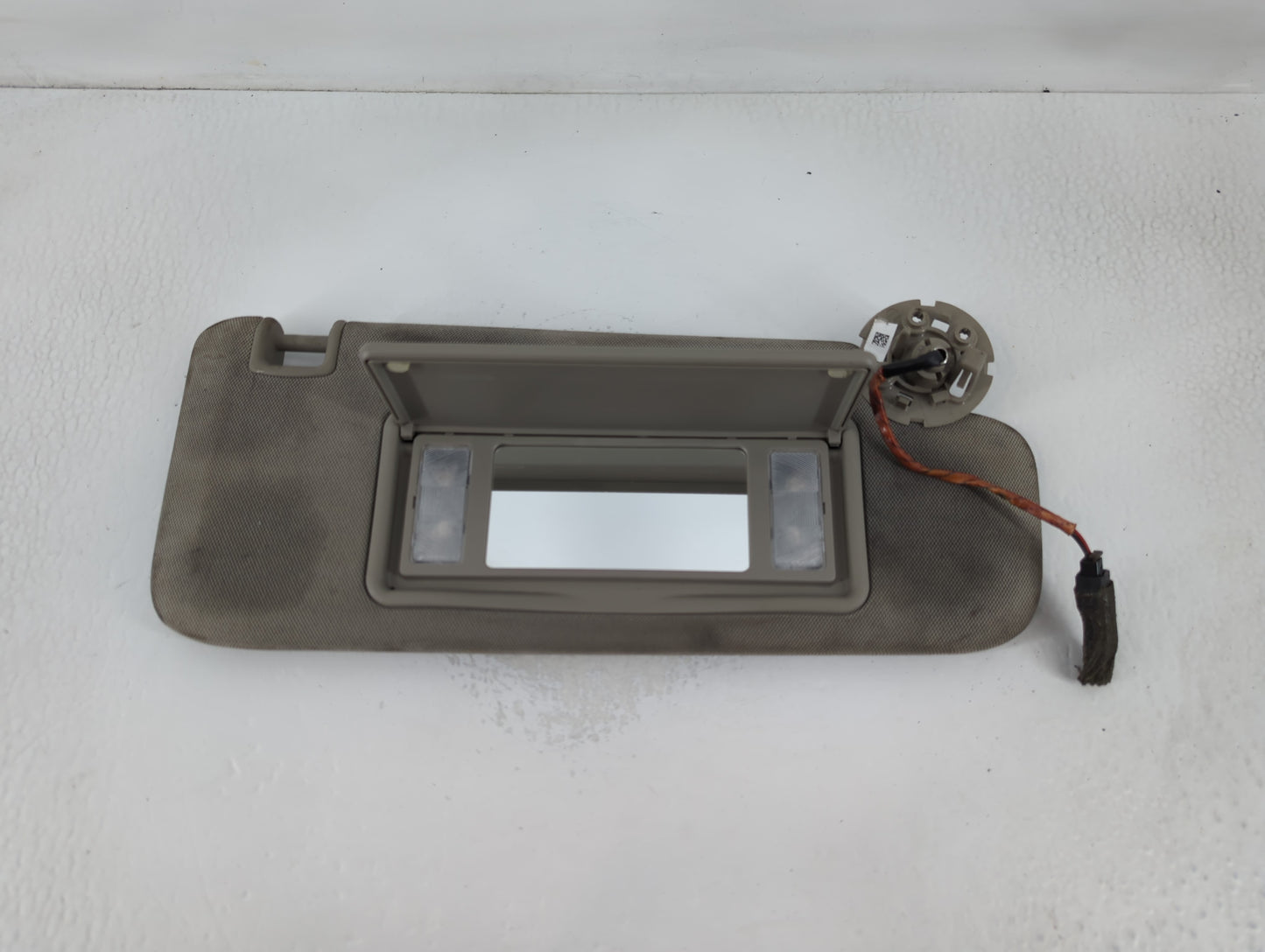 2014-2019 Cadillac Cts Sun Visor Shade Replacement Passenger Right Mirror Fits Fits 2014 2015 2016 2017 2018 2019 OEM Used A