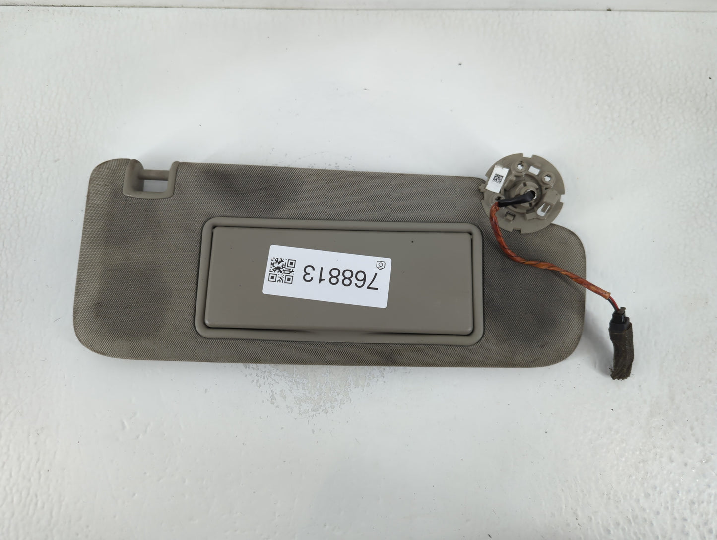 2014-2019 Cadillac Cts Sun Visor Shade Replacement Passenger Right Mirror Fits Fits 2014 2015 2016 2017 2018 2019 OEM Used A