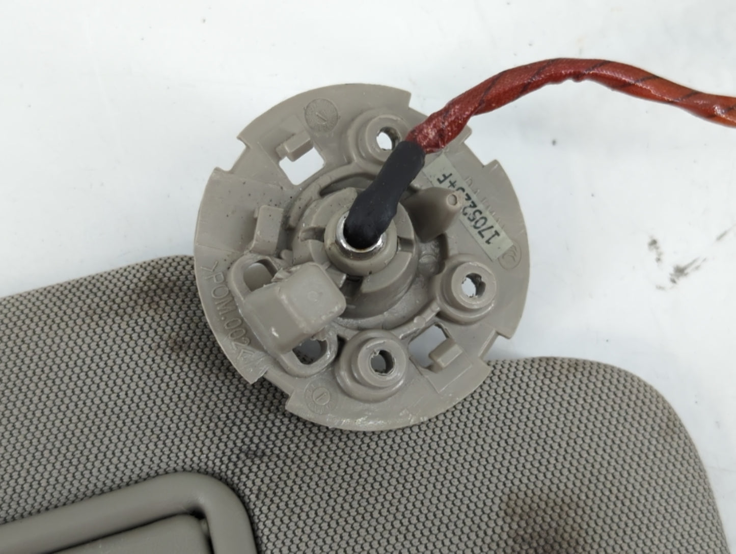 2014-2019 Cadillac Cts Sun Visor Shade Replacement Driver Left Mirror Fits Fits 2014 2015 2016 2017 2018 2019 OEM Used Auto 