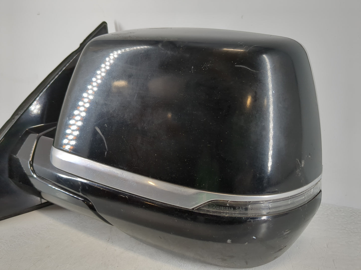 2017-2018 Cadillac Escalade Side Mirror Replacement Driver Left View Door Mirror P/N:84103894 Fits Fits 2017 2018 OEM Used A