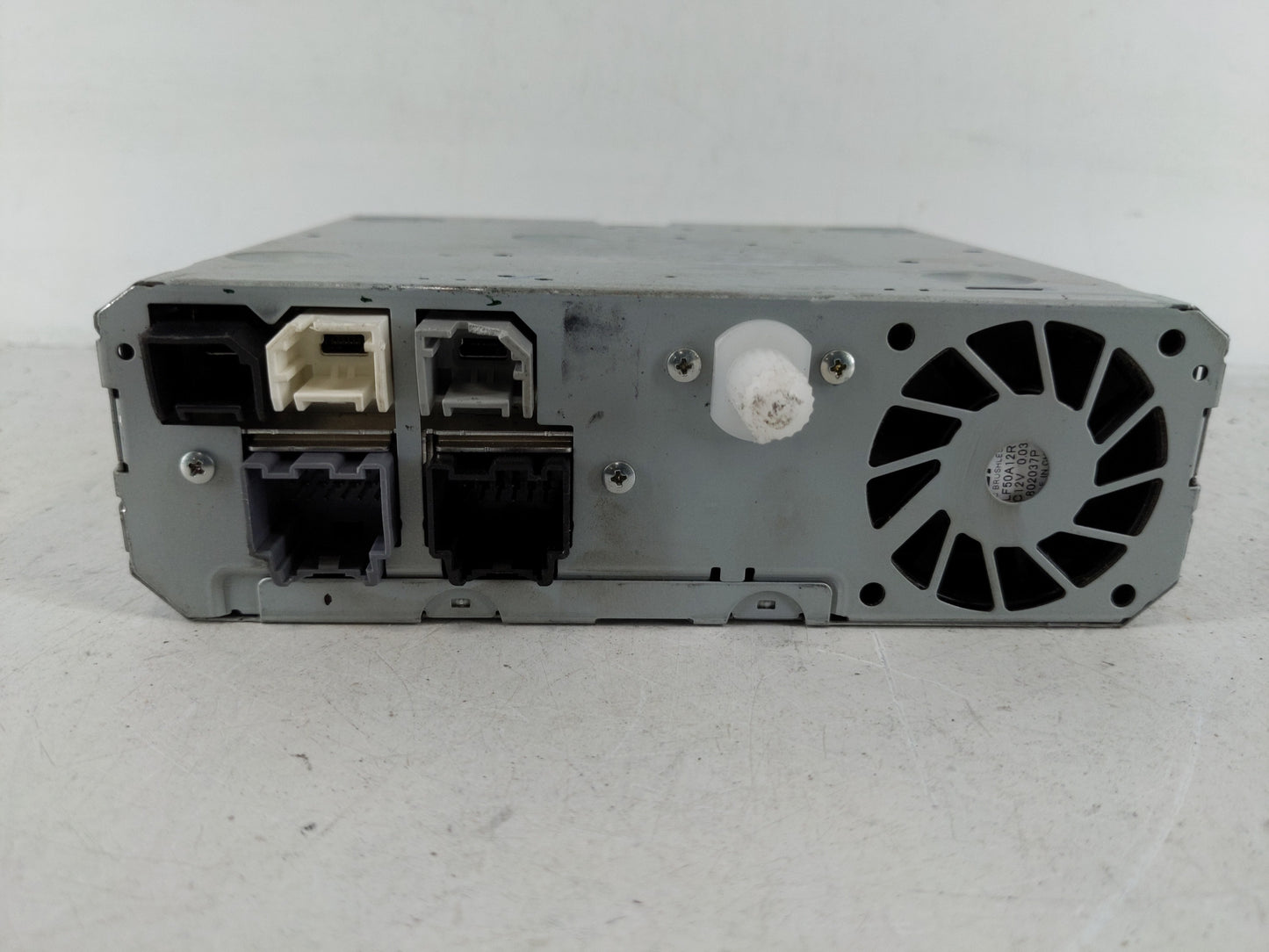 2017-2018 Cadillac Escalade Radio AM FM Cd Player Receiver Replacement P/N:84409478 Fits Fits 2017 2018 2019 OEM Used Auto P