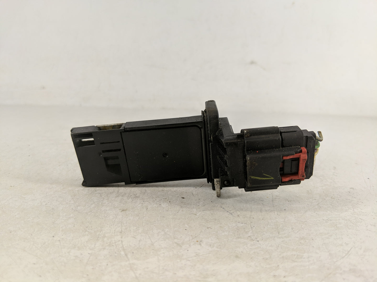 2015-2020 Cadillac Escalade Mass Air Flow Meter Maf - Oemusedautoparts1.com