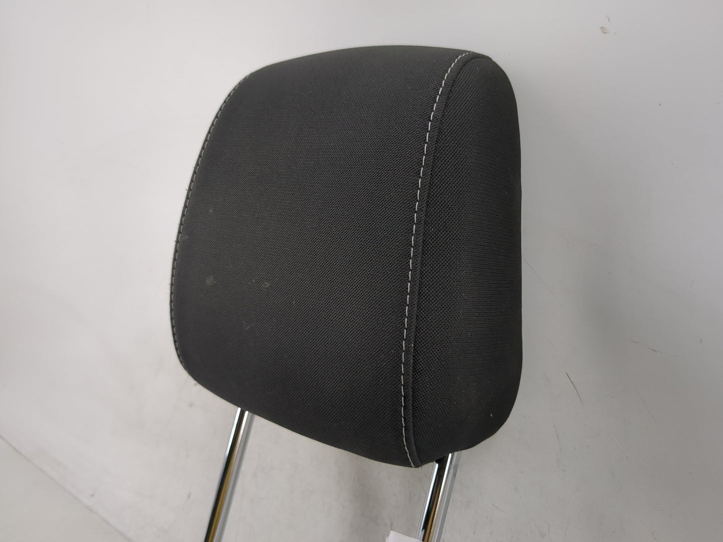 2016-2020 Cadillac Escalade Headrest Head Rest Front Driver Passenger Seat Fits Fits 2016 2017 2018 2019 2020 OEM Used Auto 