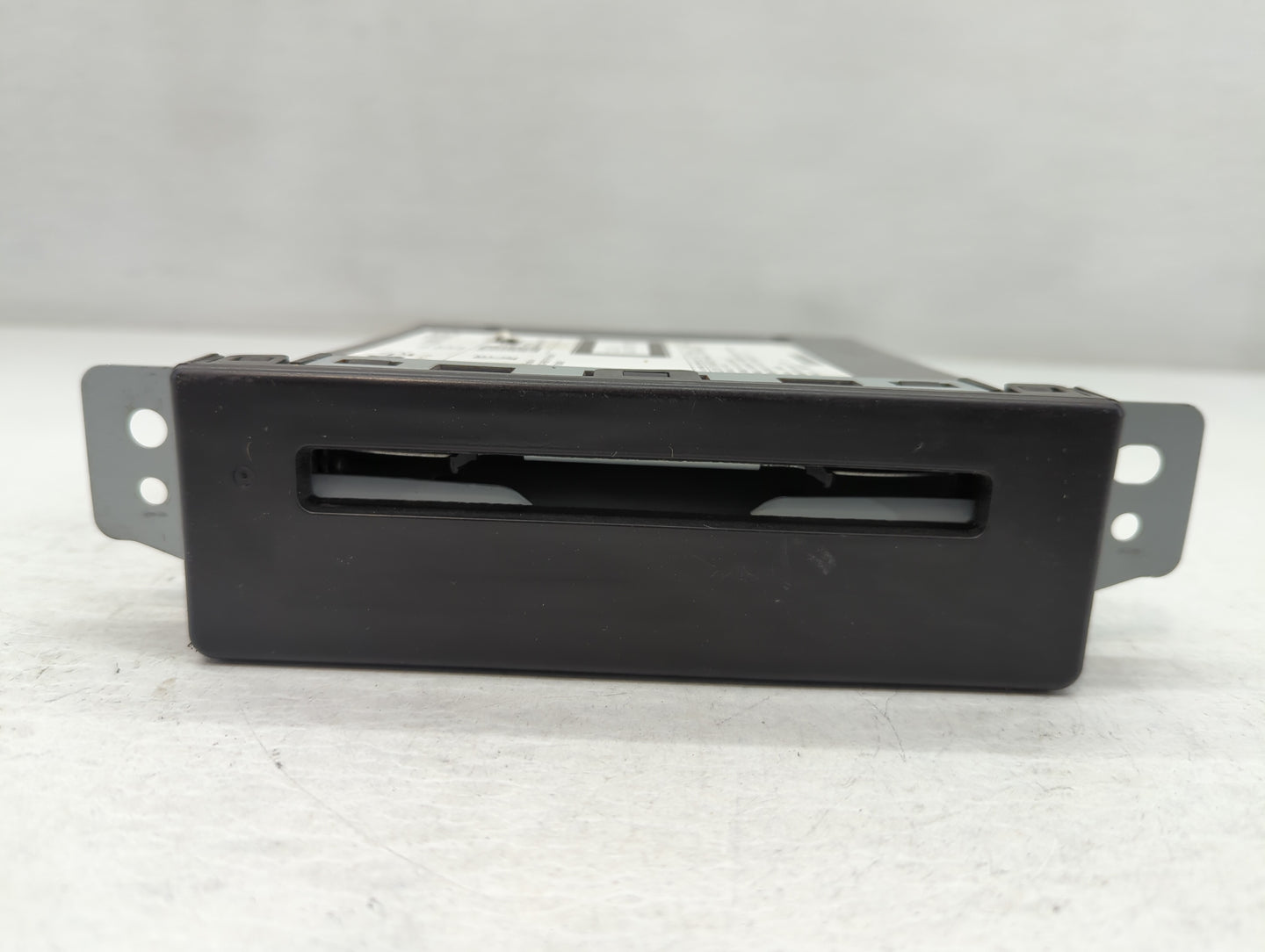2017-2018 Cadillac Escalade Am Fm Cd Player Radio Receiver - Oemusedautoparts1.com