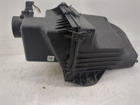 2018 Cadillac Xt5 Air Cleaner Intake-duct Hose Tube - Oemusedautoparts1.com