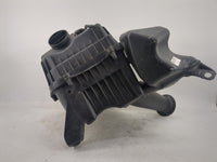2018 Cadillac Xt5 Air Cleaner Intake-duct Hose Tube - Oemusedautoparts1.com