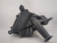2018 Cadillac Xt5 Air Cleaner Intake-duct Hose Tube - Oemusedautoparts1.com