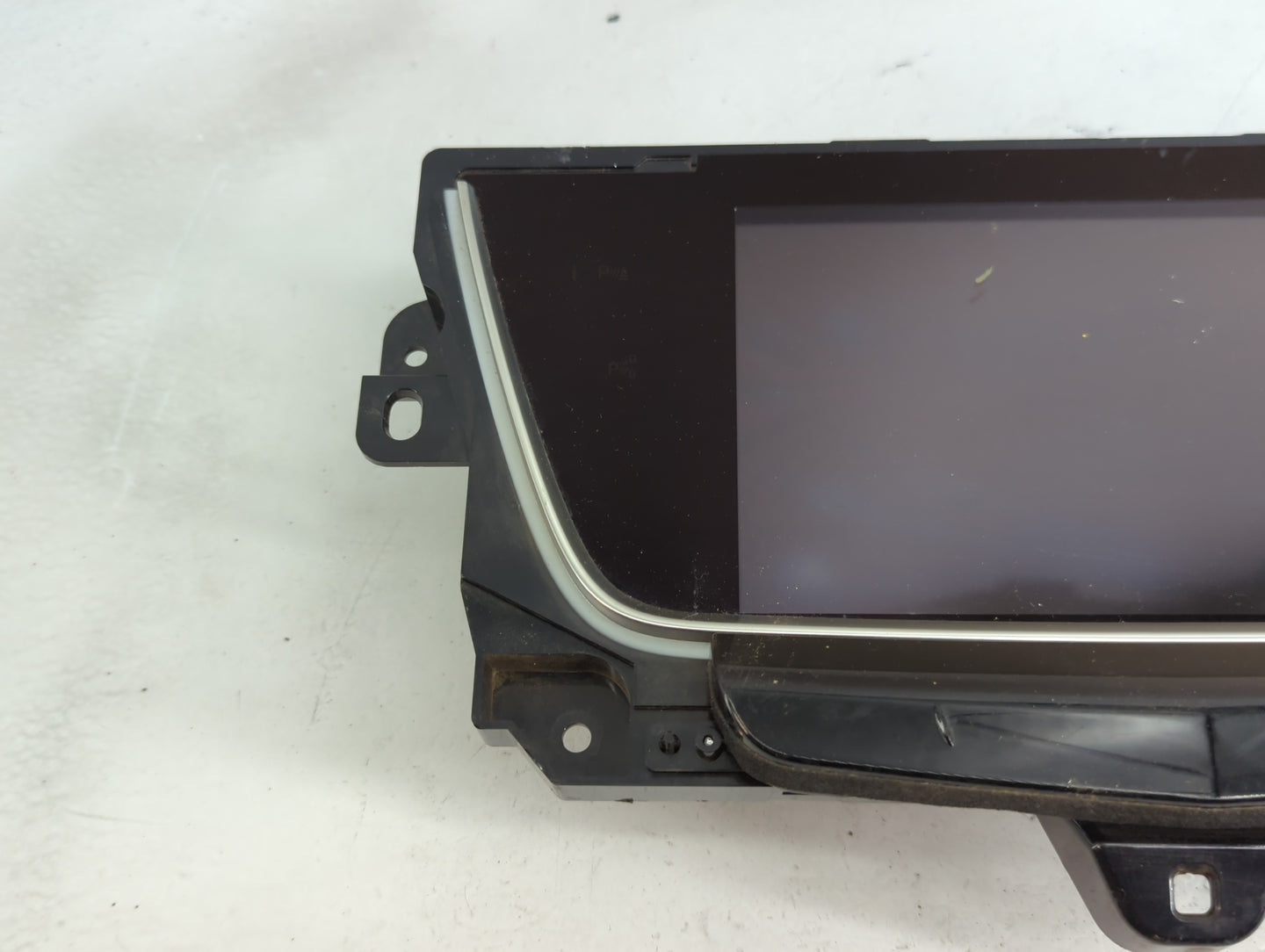 2018 Cadillac Xt5 Radio AM FM Cd Player Receiver Replacement P/N:544890379 Fits OEM Used Auto Parts - Oemusedautoparts1.com