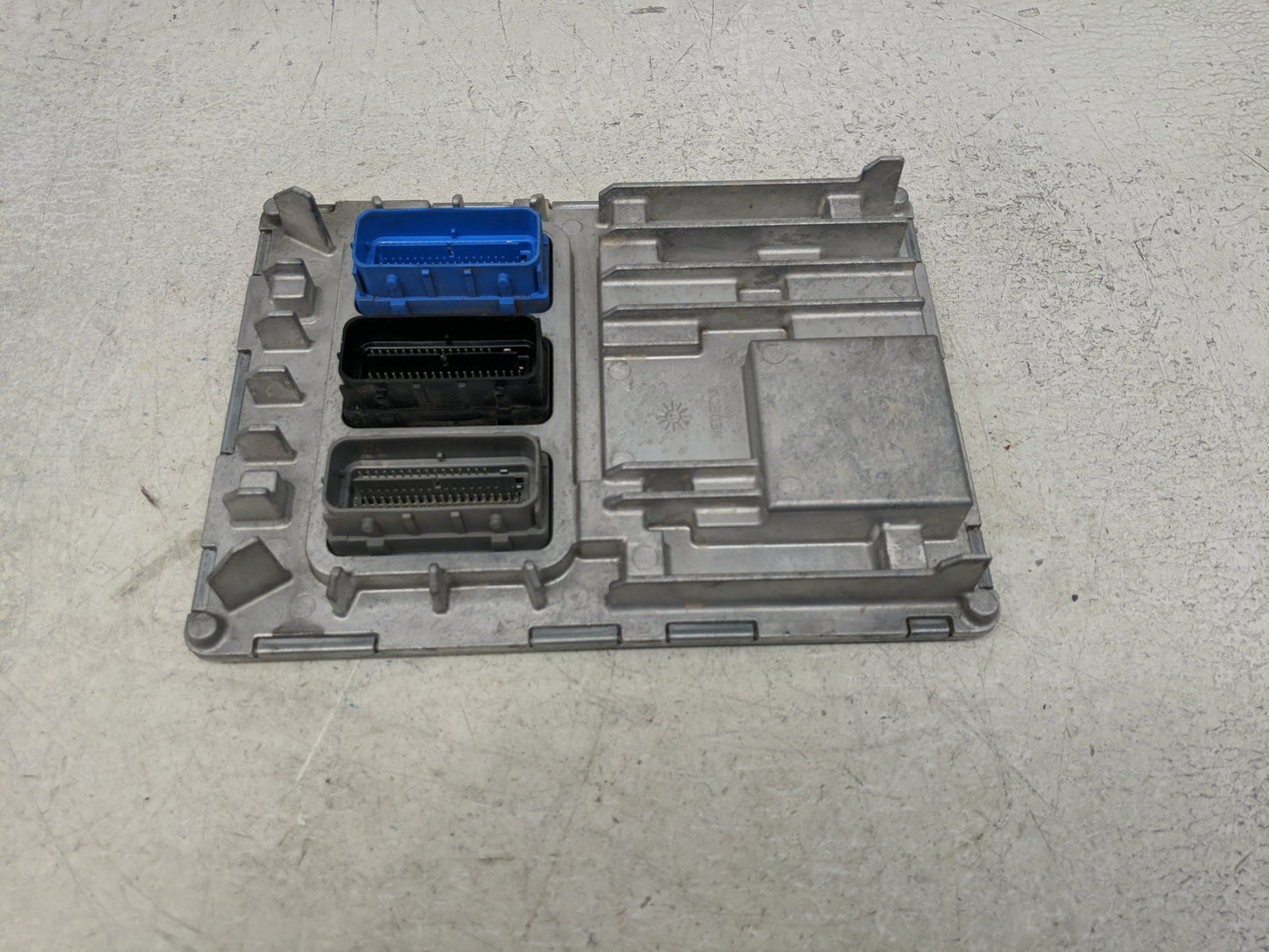 2017-2020 Cadillac Xt5 PCM Engine Control Computer ECU ECM PCU OEM P/N:039045703 12687483 Fits OEM Used Auto Parts - Oemused